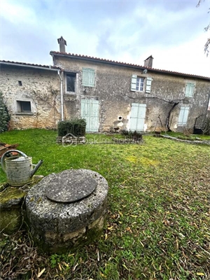 maison en pierres à la vente -   16700  NANTEUIL EN VALLEE, surface 160 m2 vente maison en pierres - UBI452785709